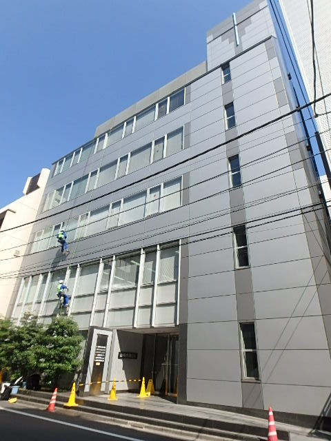 「ちゃんとしてる」が伝わるビル。《山崎共同ビル》でつくる日常業務