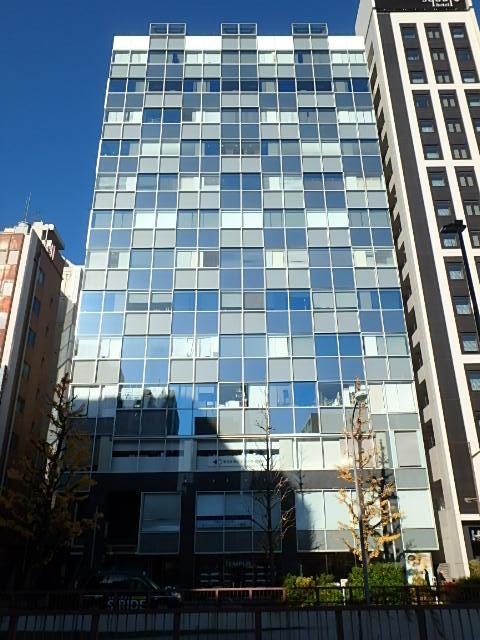 複数路線が徒歩圏《ラウンドクロス銀座２丁目》の好立地と空間力