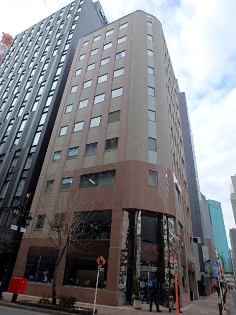 みゆき通り沿いの好立地オフィス｜《香蘭社ビル》貸室の魅力