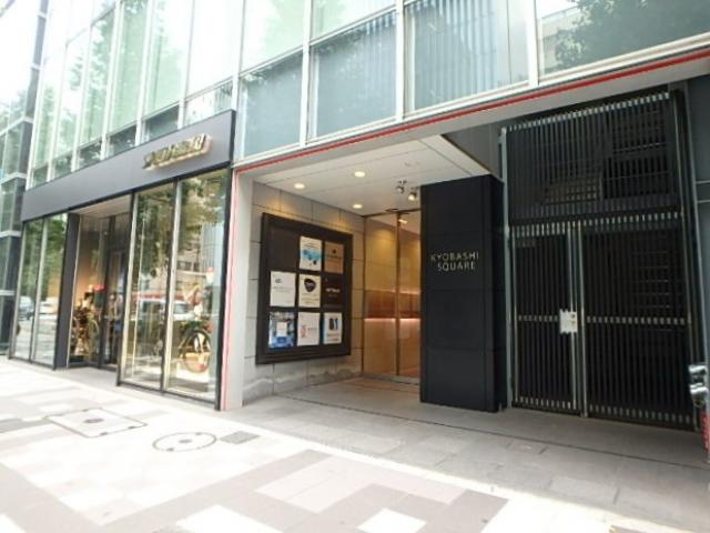 近鉄京橋スクエアのエントランス