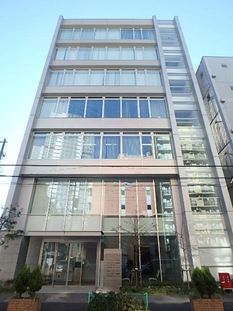都市の利便性を穏やかな環境で享受する、《コーストライン品川ビル》