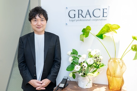 17期連続で成長している弁護士法人グレイス