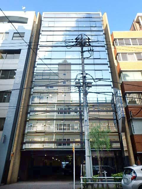 株式会社オーミックが入居するビルの外観