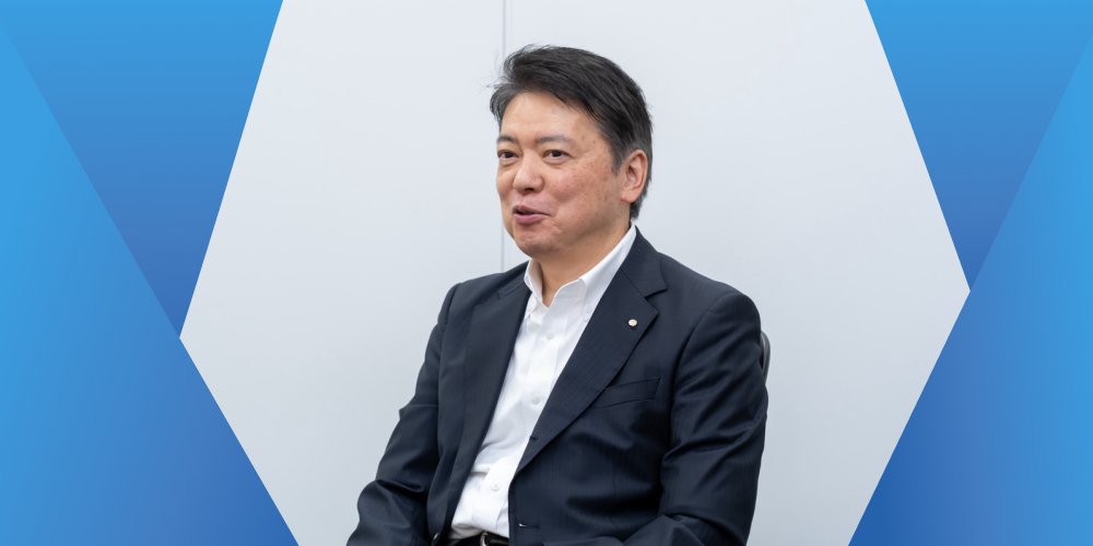 物流用倉庫物件の利用についてのインタビューに応じる株式会社ワイズ 取締役副社長 日根野雅敏氏